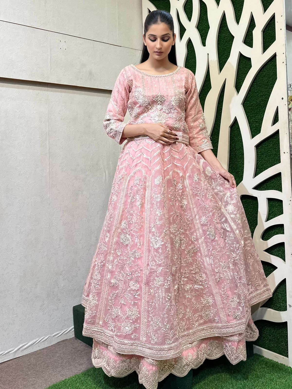 LEHNGA CHOLI ARTICLE