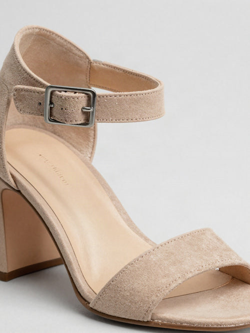 Elna sandal med hælrem