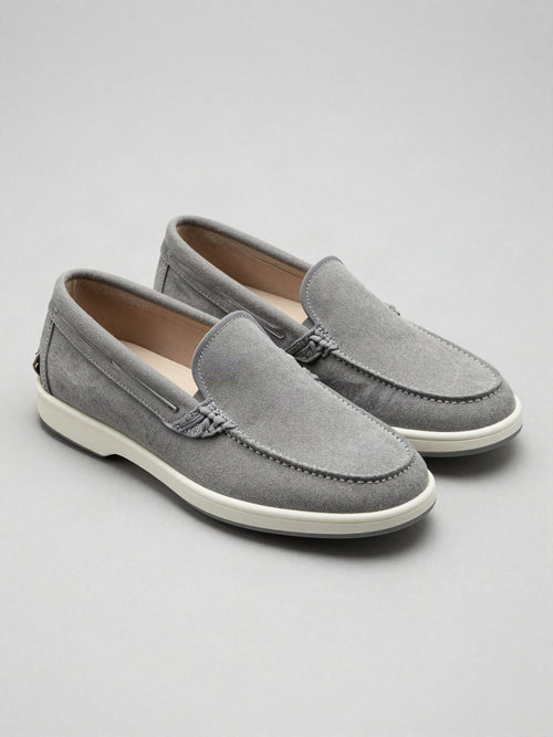 Vega slip-on loafer